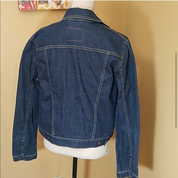 Levi’s Small Dark Wash Denim Jacket - Picture 3 of 6